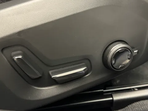 DN75ZTE Volvo V90 2.0 T6 [350] PHEV Plus Dark 5dr AWD Auto Thumbnail #21