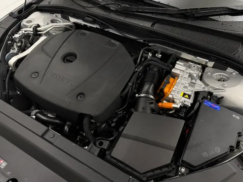 DN75ZTE Volvo V90 2.0 T6 [350] PHEV Plus Dark 5dr AWD Auto Thumbnail #27