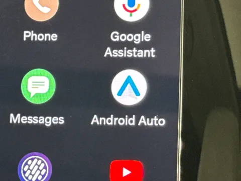 CJ72ETZ Volvo XC40 2.0 B4P Ultimate Dark 5dr Auto Thumbnail #27