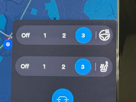 CJ72ETZ Volvo XC40 2.0 B4P Ultimate Dark 5dr Auto Thumbnail #30