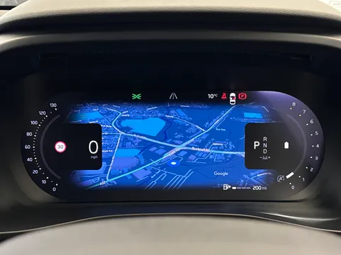 CJ72ETZ Volvo XC40 2.0 B4P Ultimate Dark 5dr Auto Thumbnail #31