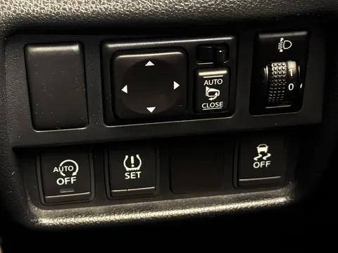 VK16YLL Nissan Juke 1.5 dCi N-Connecta 5dr Thumbnail #30