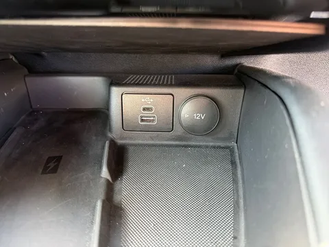 MJ74XJW Ford Kuga 2.5 FHEV Active 5dr CVT Thumbnail #16