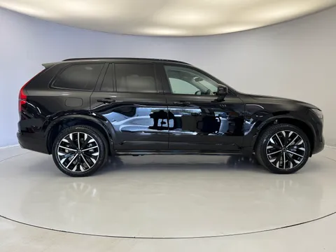 DU26YTT Volvo XC90 2.0 B5P Plus Pro Dark 5dr AWD Geartronic Thumbnail #5