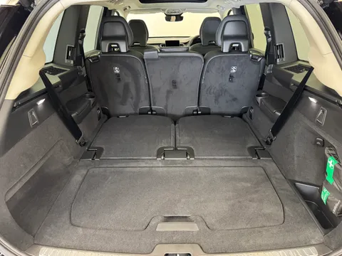 DU26YTT Volvo XC90 2.0 B5P Plus Pro Dark 5dr AWD Geartronic Thumbnail #14