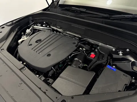 DU26YTT Volvo XC90 2.0 B5P Plus Pro Dark 5dr AWD Geartronic Thumbnail #36