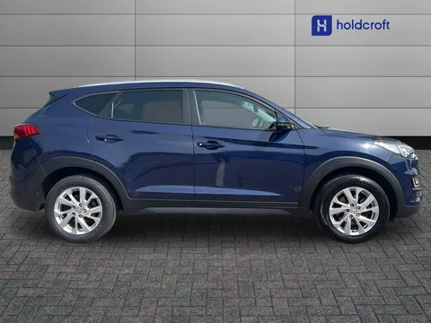 DV69VKK Hyundai Tucson 1.6 GDi SE Nav 5dr 2WD Thumbnail #7