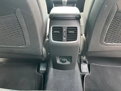 DV69VKK Hyundai Tucson 1.6 GDi SE Nav 5dr 2WD Thumbnail #16