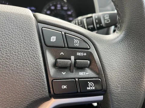 DV69VKK Hyundai Tucson 1.6 GDi SE Nav 5dr 2WD Thumbnail #20