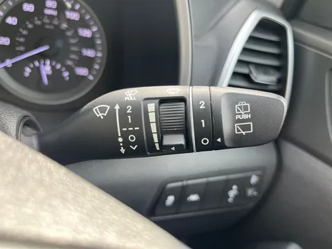 DV69VKK Hyundai Tucson 1.6 GDi SE Nav 5dr 2WD Thumbnail #21