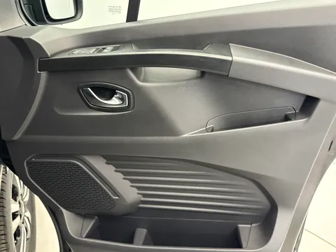 DP25WKR Renault Trafic LL30 Blue dCi 170 Extra Sport[Safety] Crew Van EDC Thumbnail #16