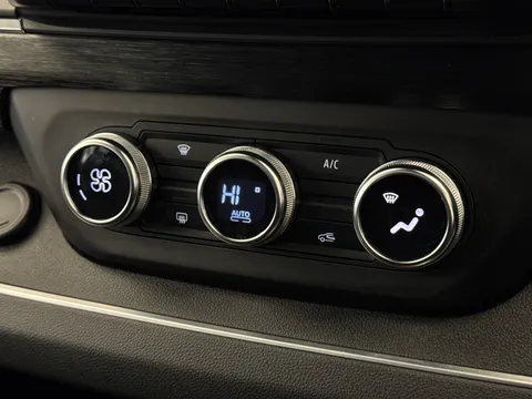 DP25WKR Renault Trafic LL30 Blue dCi 170 Extra Sport[Safety] Crew Van EDC Thumbnail #25