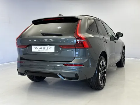 DU26YTP Volvo XC60 2.0 B5P Plus Pro Dark 5dr AWD Geartronic Thumbnail #6