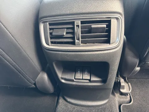 DE22XKG Honda CR-V 2.0 i-MMD Hybrid EX 5dr eCVT Thumbnail #17