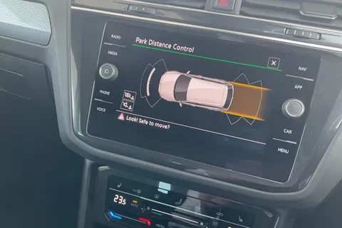 DU22EYF Volkswagen Tiguan 1.5 TSI 150 Active 5dr DSG Thumbnail #17