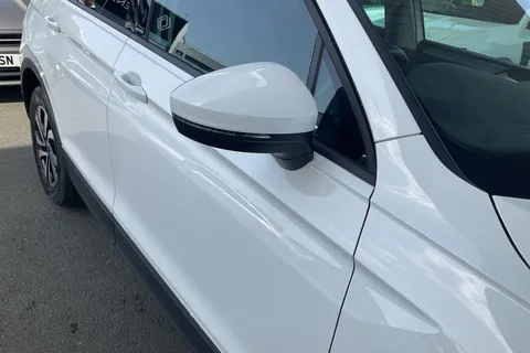 DU22EYF Volkswagen Tiguan 1.5 TSI 150 Active 5dr DSG Thumbnail #36