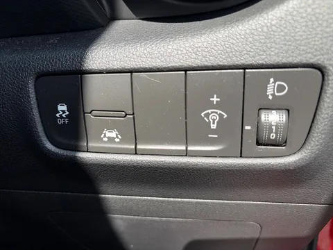 27 of 44 for HYUNDAI KONA 1.0T GDi Blue Drive SE 5dr