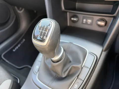 31 of 44 for HYUNDAI KONA 1.0T GDi Blue Drive SE 5dr