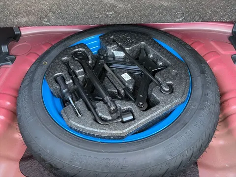 12 of 44 for HYUNDAI KONA 1.0T GDi Blue Drive SE 5dr