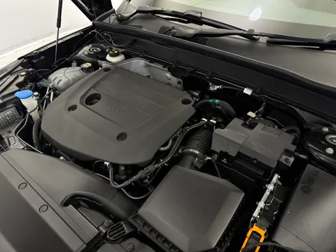 LV73OJH Volvo XC40 2.0 B4P Ultimate Dark 5dr Auto Thumbnail #33