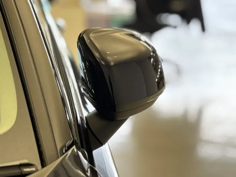 LV73OJH Volvo XC40 2.0 B4P Ultimate Dark 5dr Auto Thumbnail #35