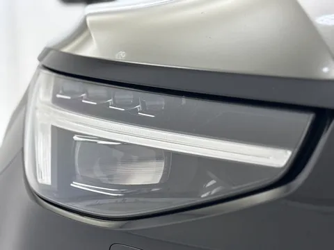 LV73OJH Volvo XC40 2.0 B4P Ultimate Dark 5dr Auto Thumbnail #36