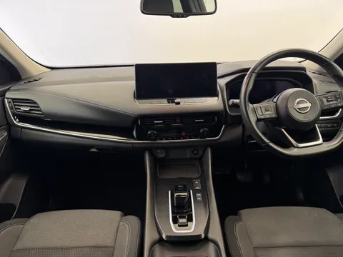 OW72VUF Nissan Qashqai 1.5 E-Power N-Connecta [Glass Roof] 5dr Auto Thumbnail #3