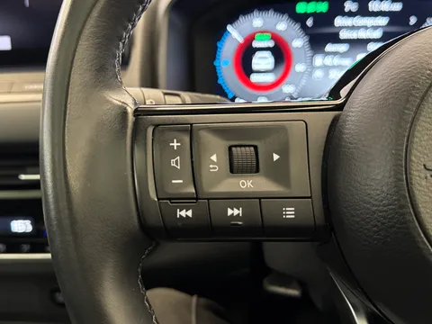 OW72VUF Nissan Qashqai 1.5 E-Power N-Connecta [Glass Roof] 5dr Auto Thumbnail #23