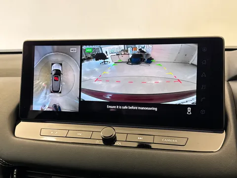 OW72VUF Nissan Qashqai 1.5 E-Power N-Connecta [Glass Roof] 5dr Auto Thumbnail #27