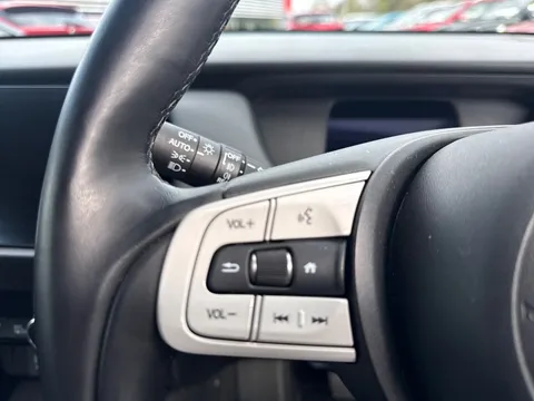 DE22XKU Honda Jazz 1.5 i-MMD Hybrid EX 5dr eCVT Thumbnail #18