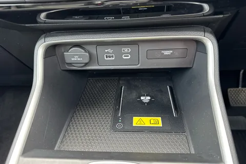 DE24YWO Honda CR-V 2.0 eHEV Advance 5dr eCVT Thumbnail #20