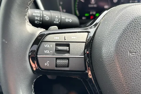 DE24YWO Honda CR-V 2.0 eHEV Advance 5dr eCVT Thumbnail #26