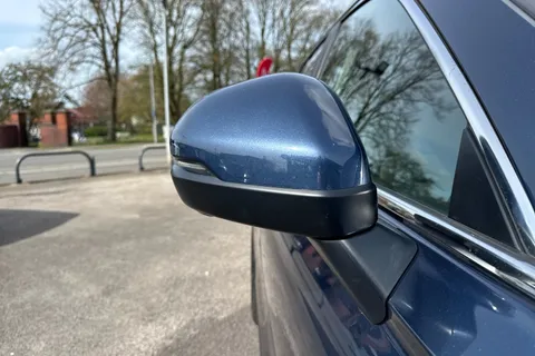 DE24YWO Honda CR-V 2.0 eHEV Advance 5dr eCVT Thumbnail #32