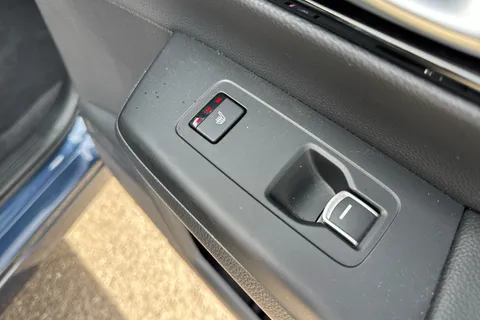 DE24YWO Honda CR-V 2.0 eHEV Advance 5dr eCVT Thumbnail #34