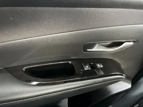 DU21EWA Hyundai Tucson 1.6 TGDi Hybrid 230 Ultimate 5dr 2WD Auto Thumbnail #16