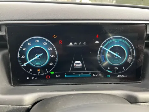 DU21EWA Hyundai Tucson 1.6 TGDi Hybrid 230 Ultimate 5dr 2WD Auto Thumbnail #29