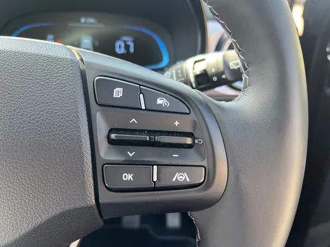 MV75VTY Hyundai i10 1.2 [79] Premium 5dr [Nav] Thumbnail #10