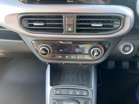 MV75VTY Hyundai i10 1.2 [79] Premium 5dr [Nav] Thumbnail #16