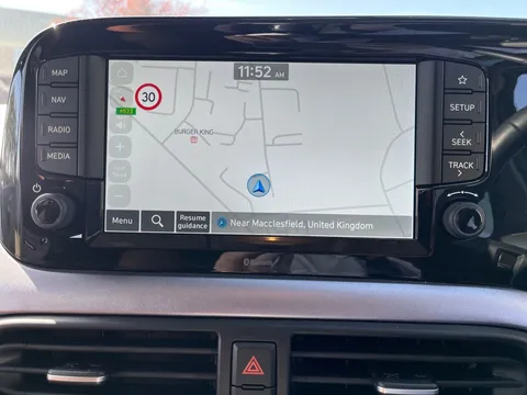 MV75VTY Hyundai i10 1.2 [79] Premium 5dr [Nav] Thumbnail #12