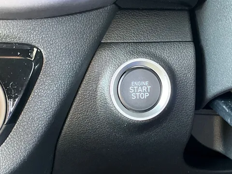 MV75VTY Hyundai i10 1.2 [79] Premium 5dr [Nav] Thumbnail #25