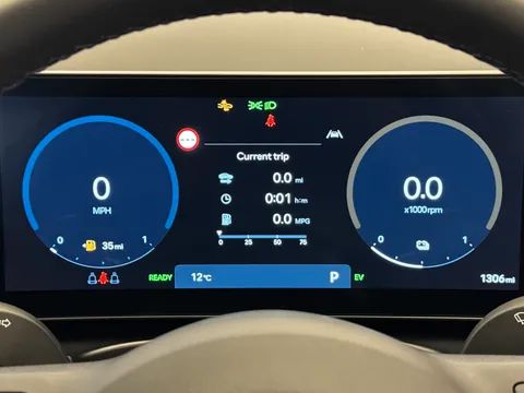 DS75ZZG Hyundai Tucson 1.6T Hybrid Advance 5dr Auto Thumbnail #25