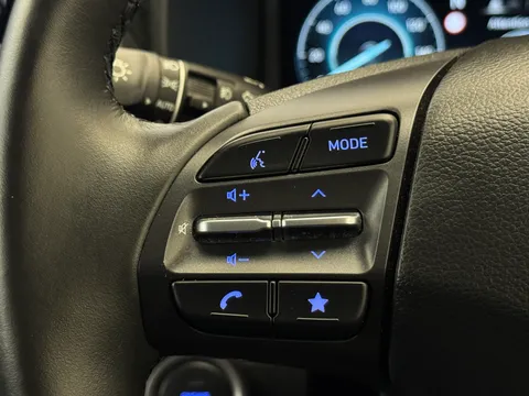 DN23OTC Hyundai Kona 1.6 GDi Hybrid Premium 5dr DCT Thumbnail #20