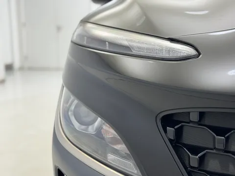 DN23OTC Hyundai Kona 1.6 GDi Hybrid Premium 5dr DCT Thumbnail #31