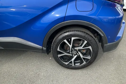 WV67ZZM Toyota C-HR 1.2T Dynamic 5dr Thumbnail #13