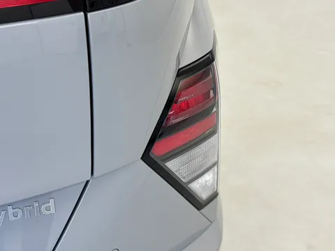 DN75XSA Hyundai Kona 1.6 Hybrid 138 N Line 5dr DCT Thumbnail #33