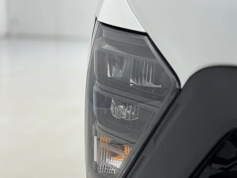 EF25LZN Hyundai Kona 1.6 Hybrid 129 N Line 5dr DCT Thumbnail #30