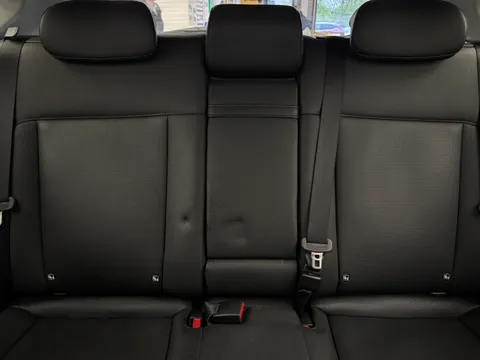 EA25XNO Hyundai Kona 1.6 Hybrid 129 Ultimate 5dr DCT Thumbnail #17