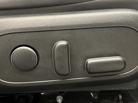 EA25XNO Hyundai Kona 1.6 Hybrid 129 Ultimate 5dr DCT Thumbnail #20