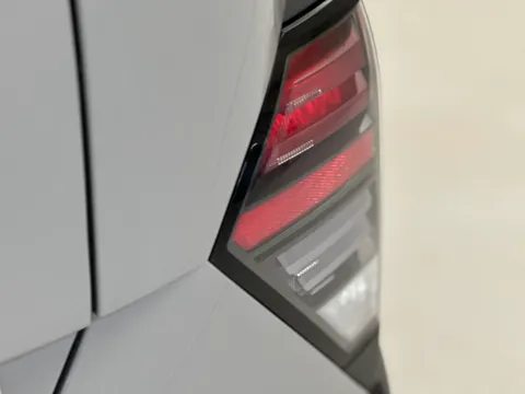 EA25XNO Hyundai Kona 1.6 Hybrid 129 Ultimate 5dr DCT Thumbnail #35