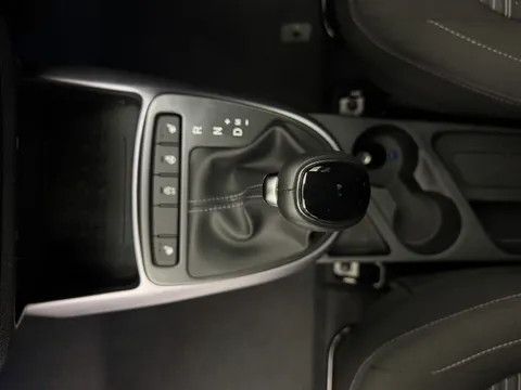 EX25BVJ Hyundai i10 1.0 [63] Premium 5dr Auto [Nav] Thumbnail #15